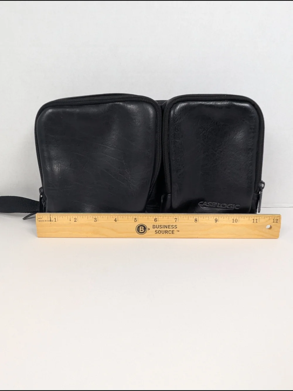 Case Logic Black Faux Leather CD Case & CD Player Holder Carrier